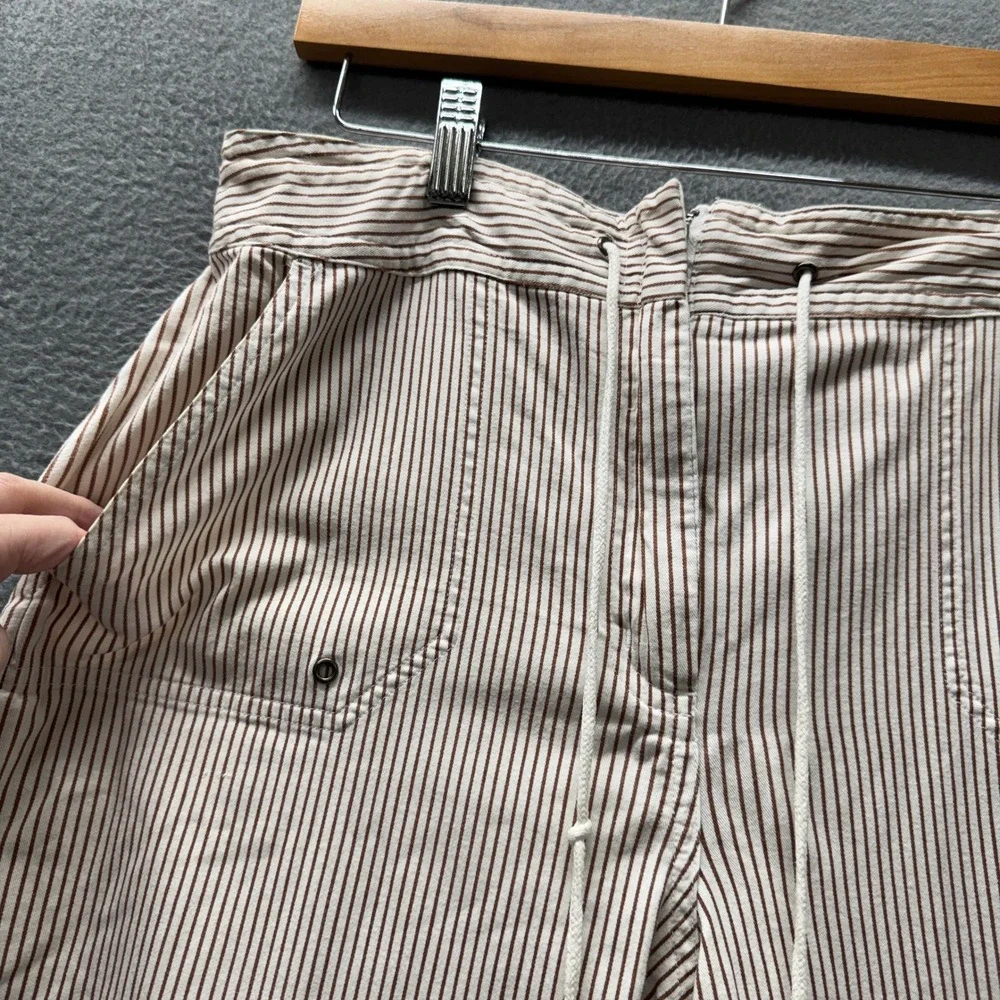 Chico's Cropped Pants Womens Large (32x22 ACTUAL)‎ Striped Brown Cream Coastal